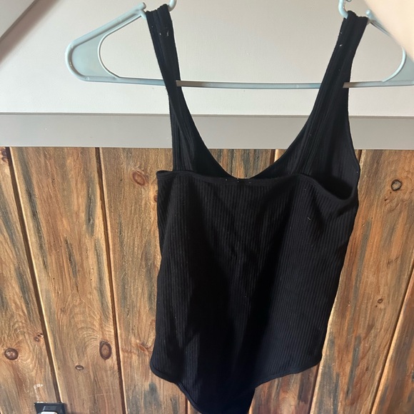 Black Ribbed Body Suit - Picture 3 of 3
